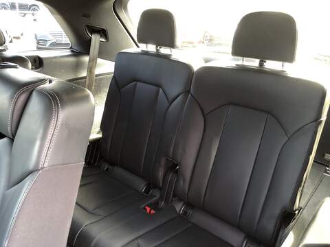 Audi Q7 TDI V6 Black Edition - U2001
