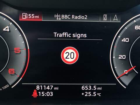 Audi Q7 TDI V6 Black Edition - U2001