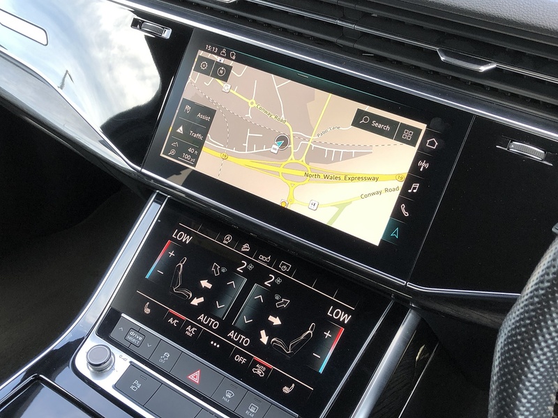 Audi Q7 TDI V6 Black Edition - U2001
