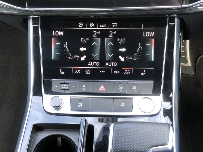 Audi Q7 TDI V6 Black Edition - U2001