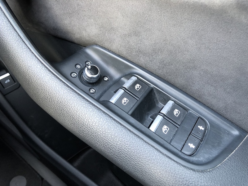 Audi Q7 TDI V6 Black Edition - U2001