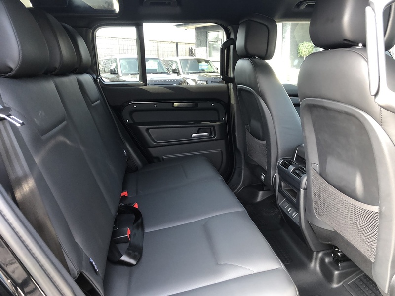 Land Rover Defender 110 D250 MHEV X-Dynamic HSE - U2002