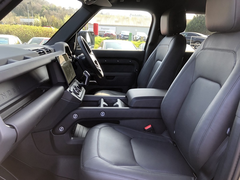 Land Rover Defender 110 D250 MHEV X-Dynamic HSE - U2002