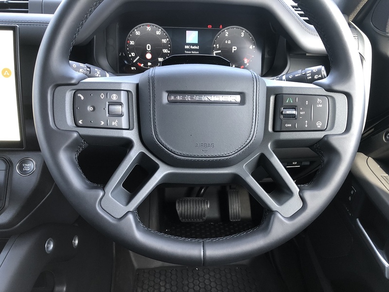 Land Rover Defender 110 D250 MHEV X-Dynamic HSE - U2002