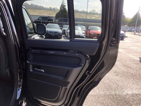 Land Rover Defender 110 D250 MHEV X-Dynamic HSE - U2002