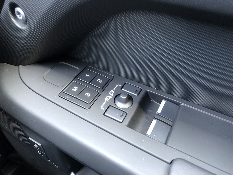 Land Rover Defender 110 D250 MHEV X-Dynamic HSE - U2002