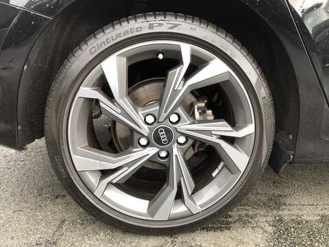 Audi A3 TFSI Sport - U2012