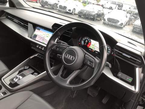 Audi A3 TFSI Sport - U2012
