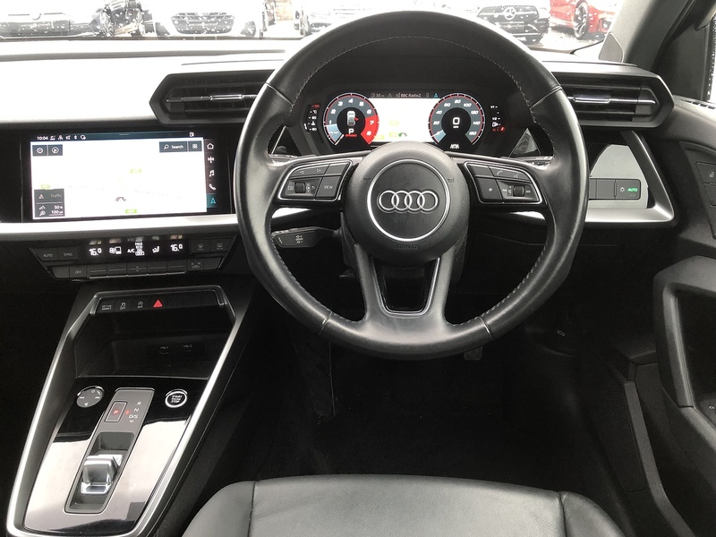 Audi A3 TFSI Sport - U2012