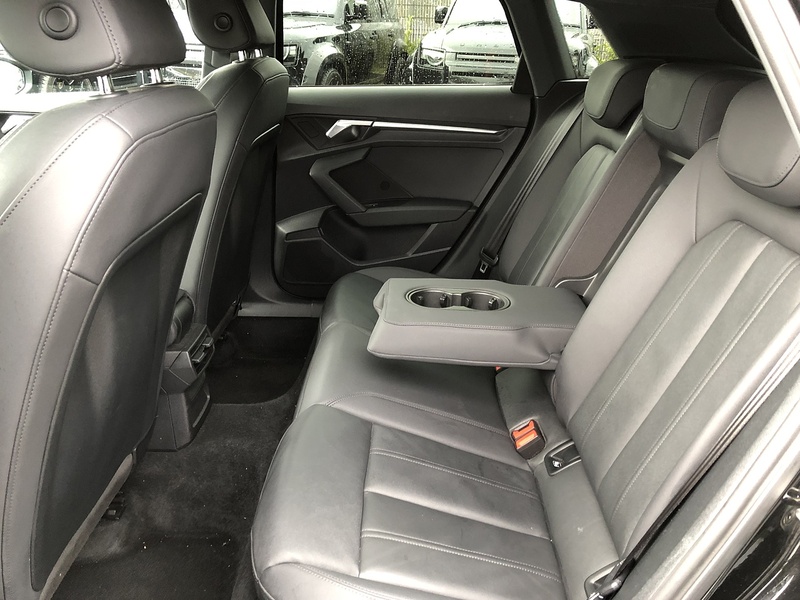 Audi A3 TFSI Sport - U2012