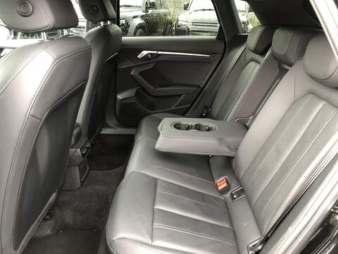 Audi A3 TFSI Sport - U2012