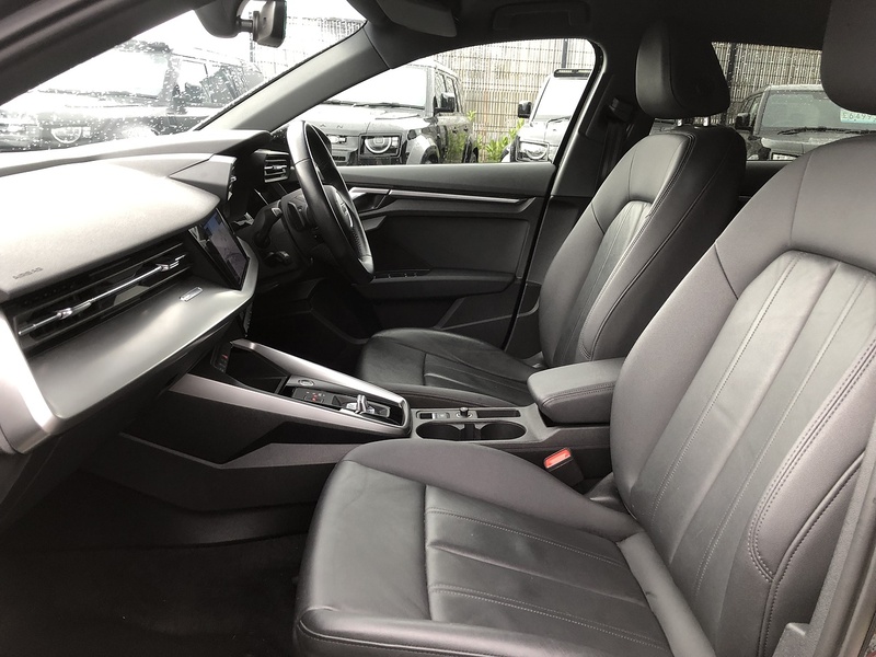 Audi A3 TFSI Sport - U2012