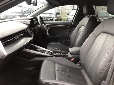 Audi A3 TFSI Sport - U2012