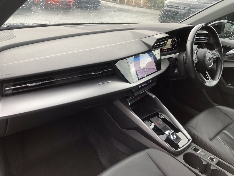 Audi A3 TFSI Sport - U2012