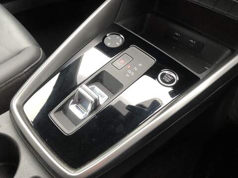Audi A3 TFSI Sport - U2012