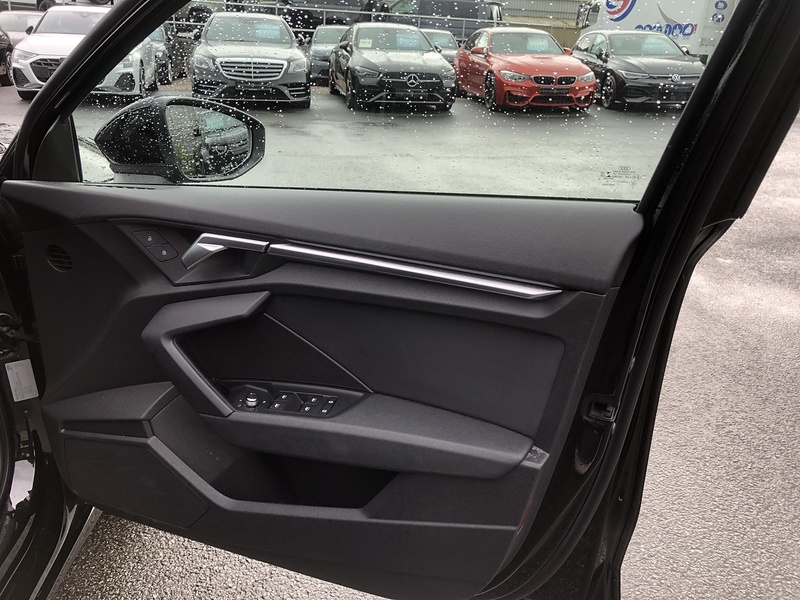 Audi A3 TFSI Sport - U2012