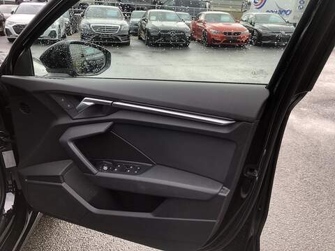 Audi A3 TFSI Sport - U2012