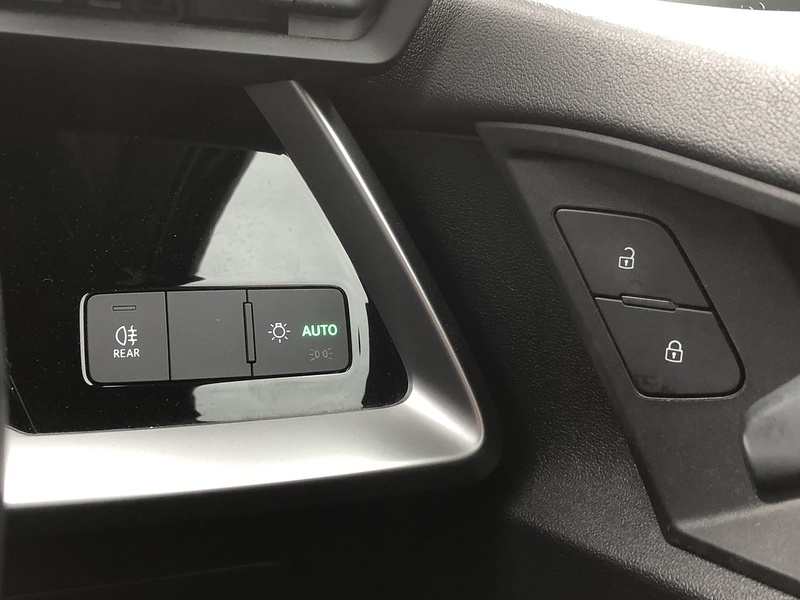 Audi A3 TFSI Sport - U2012