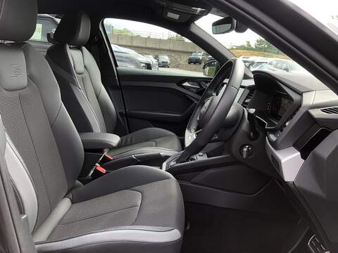 Audi A1 TFSI S line - U2013