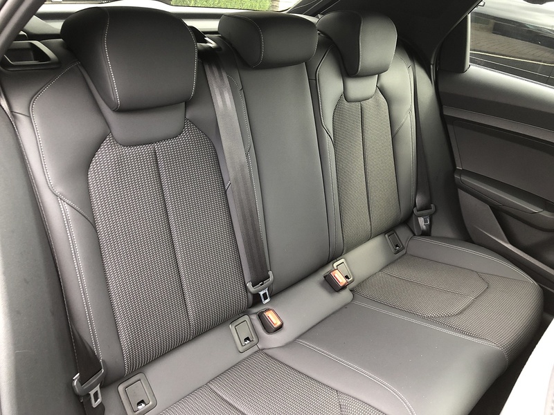 Audi A1 TFSI S line - U2013