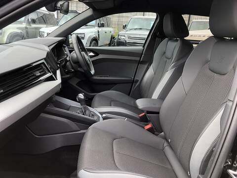 Audi A1 TFSI S line - U2013