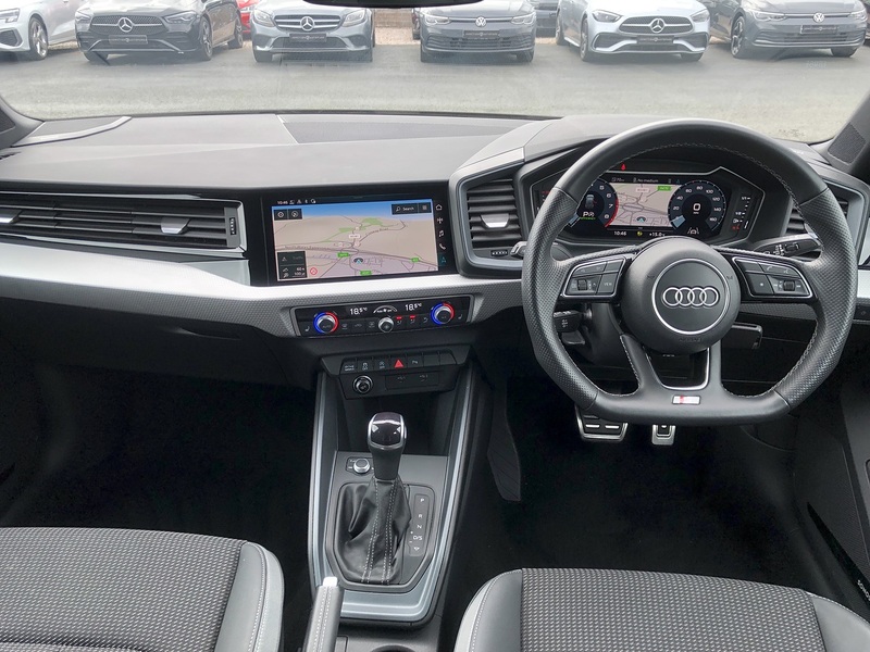 Audi A1 TFSI S line - U2013