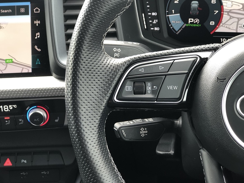 Audi A1 TFSI S line - U2013