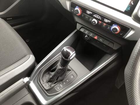Audi A1 TFSI S line - U2013