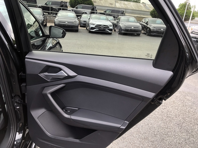 Audi A1 TFSI S line - U2013