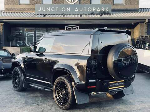 Land Rover Defender 90 D250 MHEV S - U2014