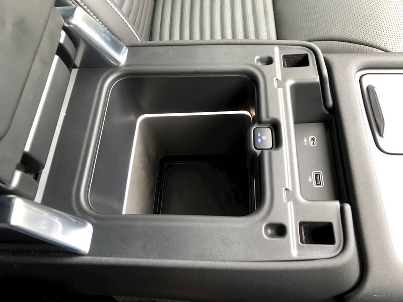 Land Rover Discovery D300 MHEV R-Dynamic HSE - U2017