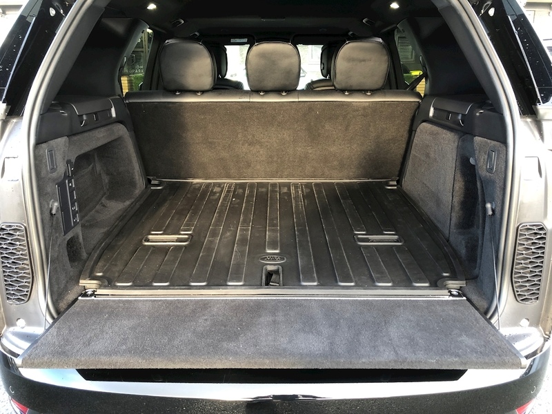 Land Rover Discovery D300 MHEV R-Dynamic HSE - U2017