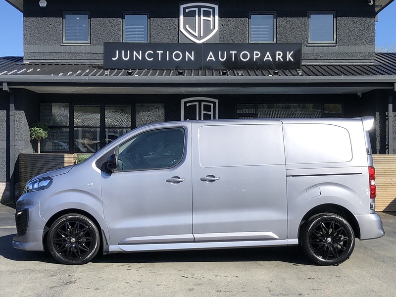 Vauxhall Vivaro Turbo D 3100 GS - U2022