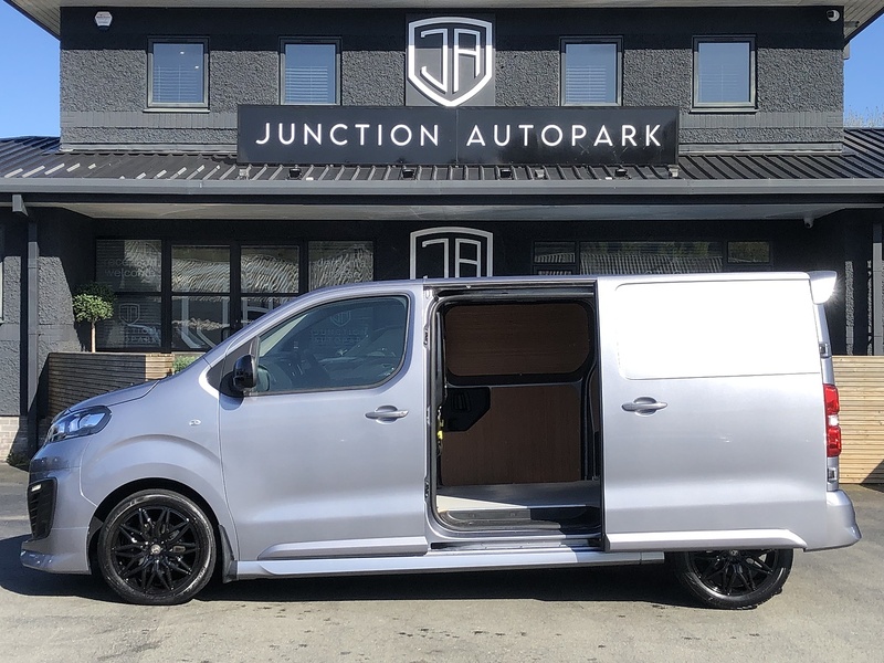 Vauxhall Vivaro Turbo D 3100 GS - U2022