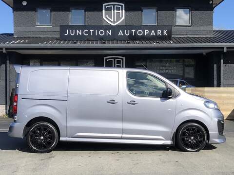 Vauxhall Vivaro Turbo D 3100 GS - U2022