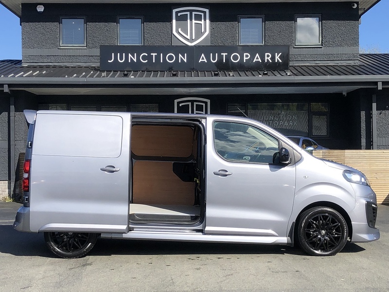 Vauxhall Vivaro Turbo D 3100 GS - U2022