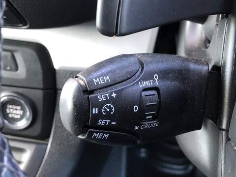 Vauxhall Vivaro Turbo D 3100 GS - U2022
