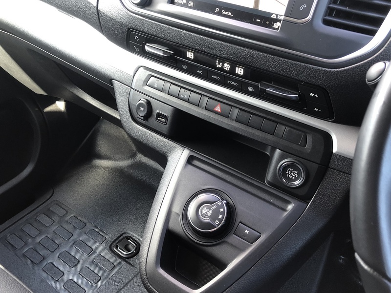 Vauxhall Vivaro Turbo D 3100 GS - U2022