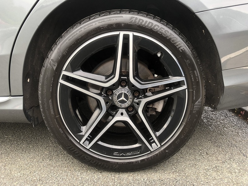Mercedes-Benz C Class C220d SE - U2025