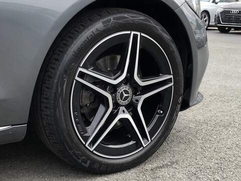 Mercedes-Benz C Class C220d SE - U2025