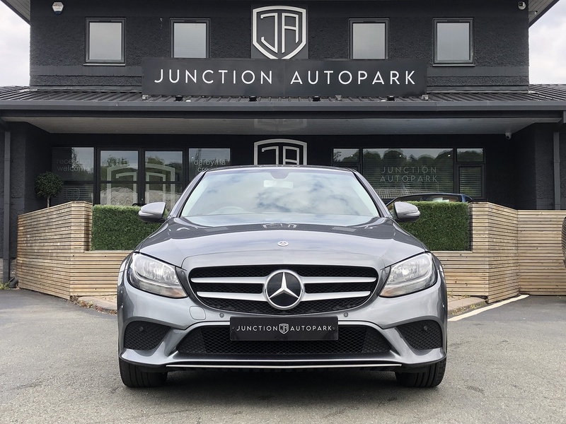 Mercedes-Benz C Class C220d SE - U2025
