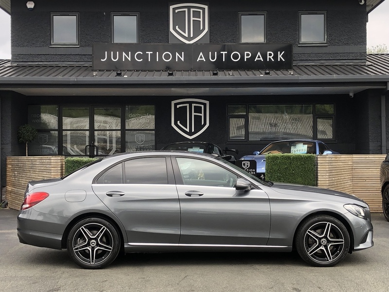 Mercedes-Benz C Class C220d SE - U2025