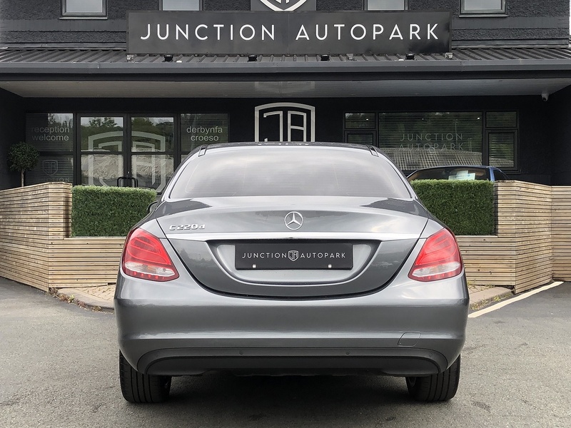 Mercedes-Benz C Class C220d SE - U2025