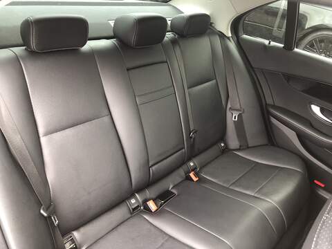 Mercedes-Benz C Class C220d SE - U2025