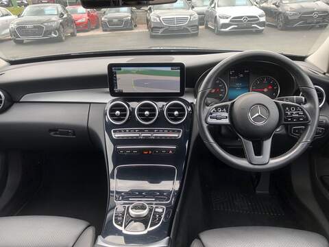 Mercedes-Benz C Class C220d SE - U2025