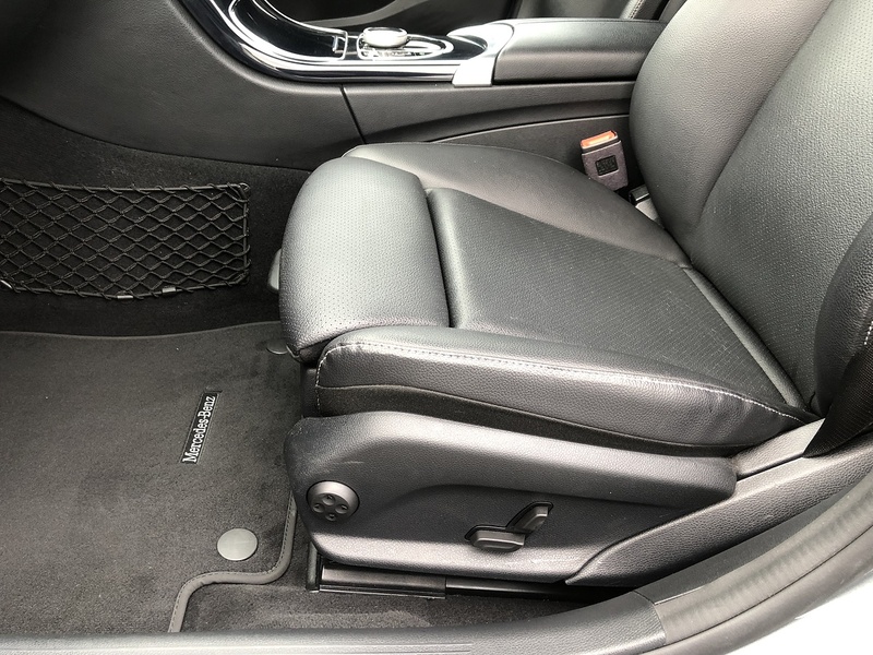 Mercedes-Benz C Class C220d SE - U2025