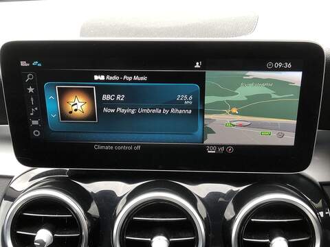 Mercedes-Benz C Class C220d SE - U2025