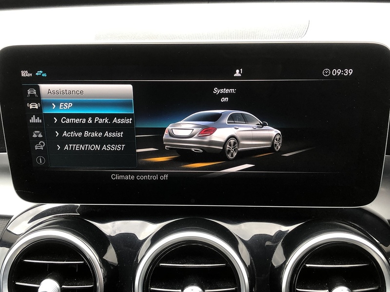 Mercedes-Benz C Class C220d SE - U2025