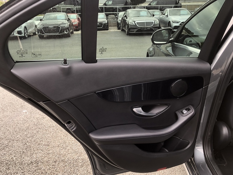 Mercedes-Benz C Class C220d SE - U2025