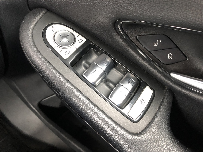 Mercedes-Benz C Class C220d SE - U2025